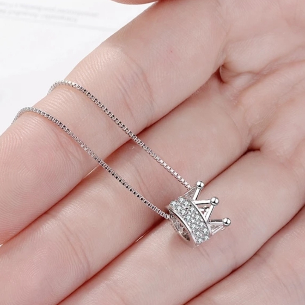 New sterling silver princess crown necklace